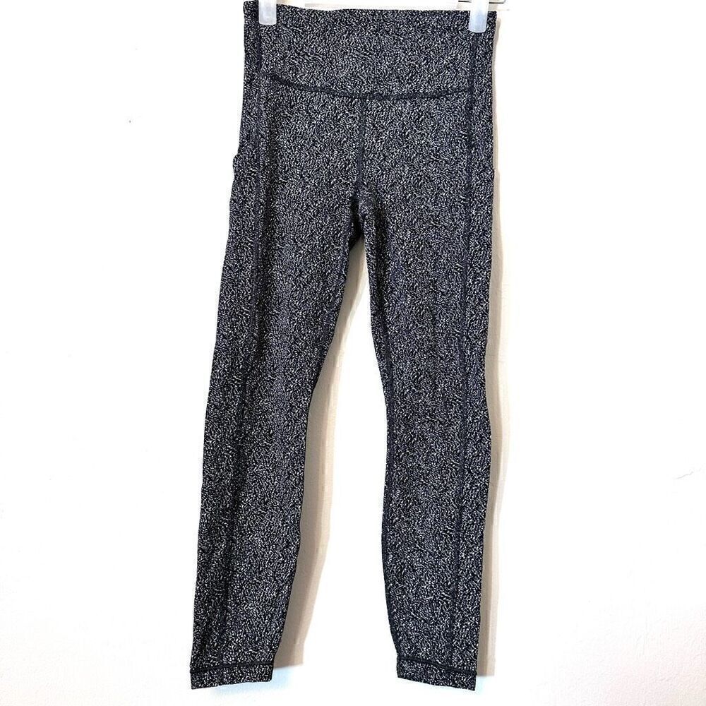 Athleta Women's Ultimate Stash Textured 7/8 Tight Activewear Pants Black XS